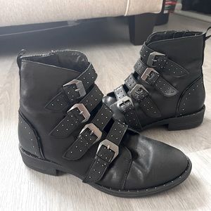 Steve Madden booties